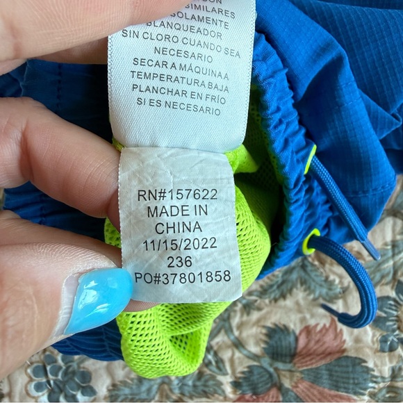 Kids Eddie Bauer Hybrid Mesh Lined Water/Board Shorts UPF 50 Size Medium 10/12 - Picture 6 of 8